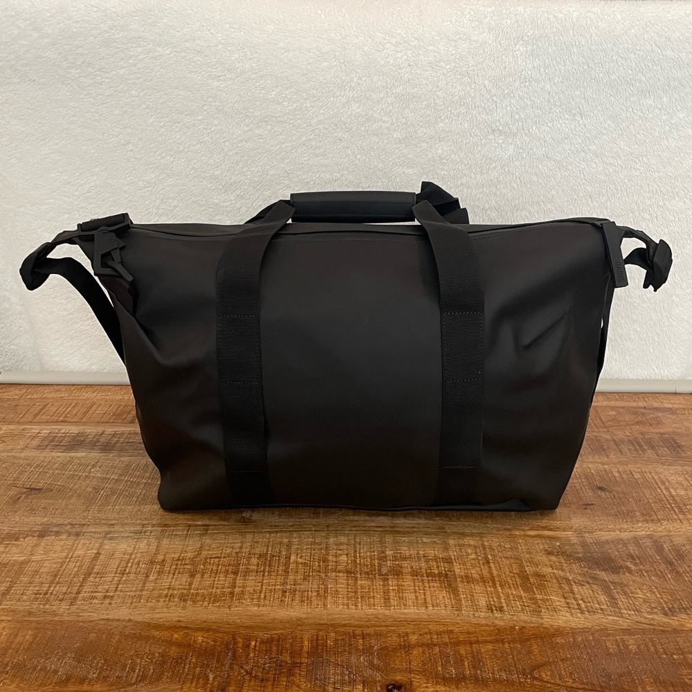 Rains Hilo Weekender Bag
